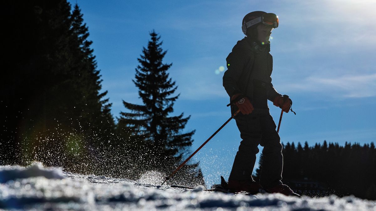 Zdražila lyžařská permice i lístek na koncert. Služby doběhl odklad růstu mezd